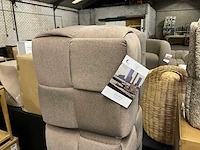 Rivièra maison qbic poef/voetenbankje - afbeelding 1 van  7