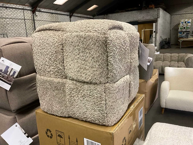 Rivièra maison qbic poef/voetenbankje - afbeelding 6 van  9