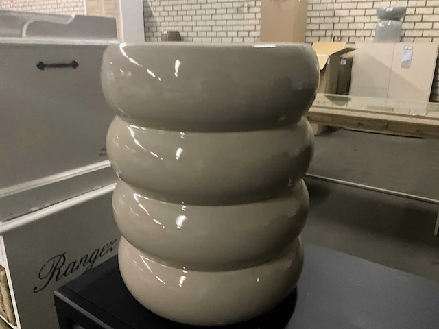 Riviera maison urban bijzettafel - afbeelding 1 van  5