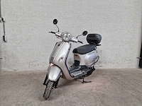 Riya - snorscooter - lux - 4t 25km uitvoering drd50h - afbeelding 3 van  7