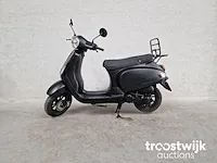 Riya lux bromscooter - afbeelding 1 van  6
