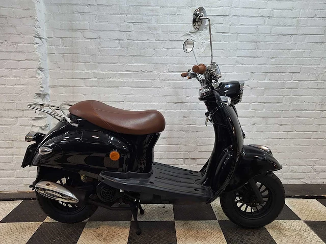 Riya retro pico 25 km snorscooter 4takt - afbeelding 5 van  6