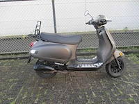 Riya riva - snorscooter - lux fb ty50qt-k - scooter - afbeelding 8 van  11