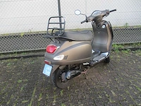 Riya riva - snorscooter - lux fb ty50qt-k - scooter - afbeelding 9 van  11