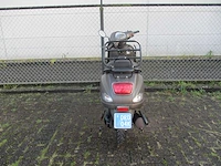 Riya riva - snorscooter - lux fb ty50qt-k - scooter - afbeelding 10 van  11