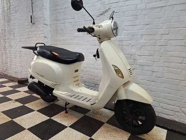 Riya ry50qt-16 riva 25 km snorscooter 4takt - afbeelding 6 van  7