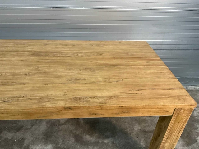 Rm travi-bw teak eetkamertafel - afbeelding 7 van  10