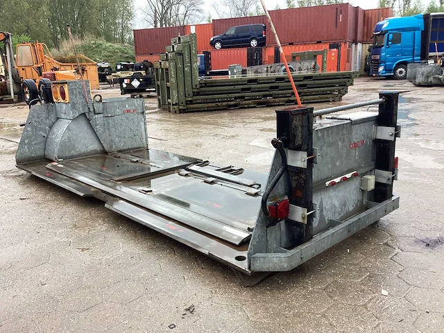 Road barrier - afbeelding 4 van  5