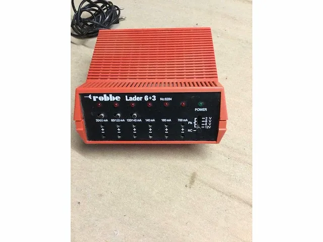 Robbe lader modelbouw - afbeelding 1 van  2