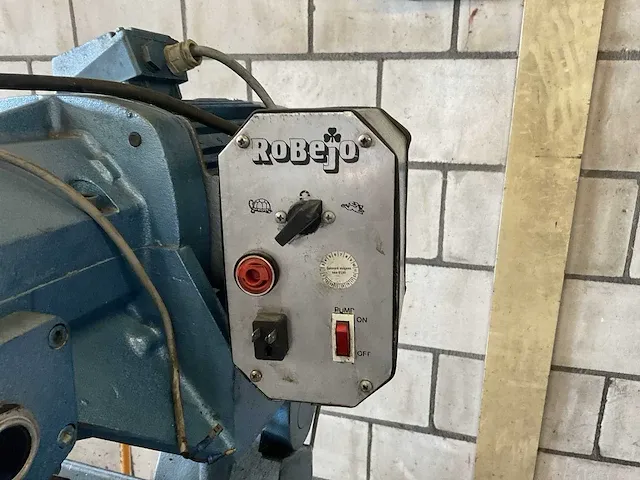 Robejo rs 315 l afkortcirkelzaagmachine - afbeelding 4 van  7
