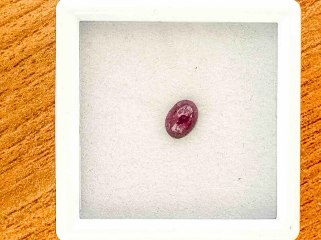 Robijn - 1.03 carat natuurlijke cabochon robijn - afbeelding 1 van  4