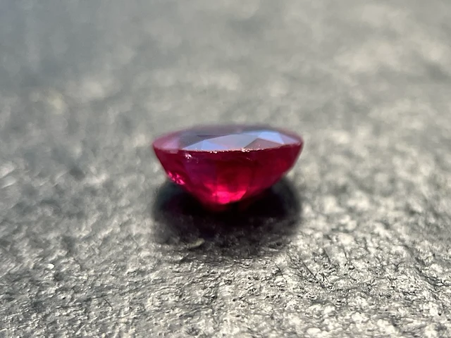Robijn - 1.03 carat natuurlijke robijn van hoge kwaliteit - afbeelding 4 van  6