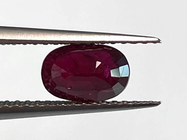 Robijn - 1.06 carat natuurlijke robijn (gecertificeerd) - afbeelding 2 van  5
