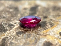 Robijn - 2.56 carat echte natuurlijke robijn - afbeelding 2 van  5