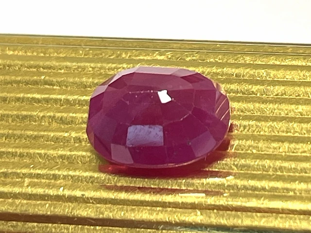 Robijn - 7.23 carat echte natuurlijke grote robijn - afbeelding 2 van  5