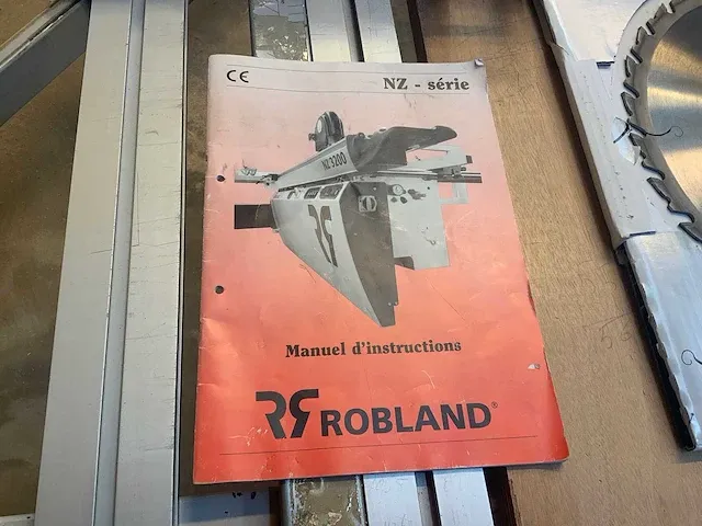 Robland - nz3200 - formaatcirkelzaagmachine - afbeelding 10 van  26