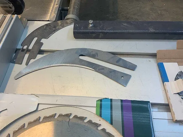 Robland - nz3200 - formaatcirkelzaagmachine - afbeelding 14 van  26