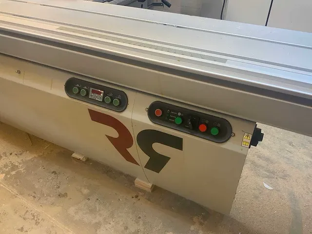 Robland - nz3200 - formaatcirkelzaagmachine - afbeelding 26 van  26