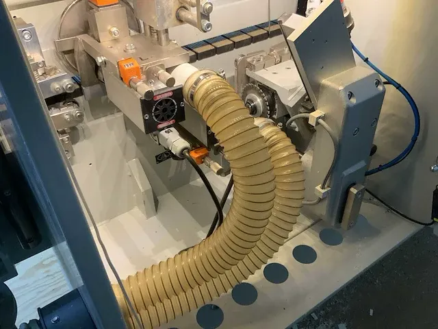 Robland km-575 kantaanlijmmachine - afbeelding 10 van  13
