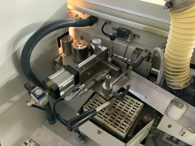 Robland km-575 kantaanlijmmachine - afbeelding 6 van  13