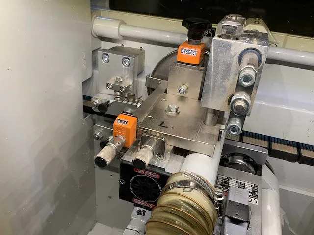 Robland km-575 kantaanlijmmachine - afbeelding 8 van  13