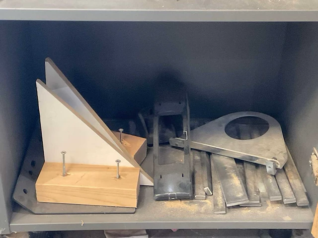 Robland t120 tafelfreesmachine - afbeelding 19 van  29