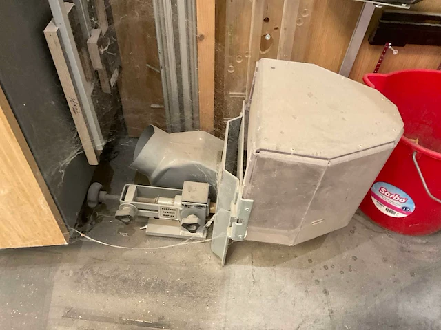 Robland t120 tafelfreesmachine - afbeelding 20 van  29
