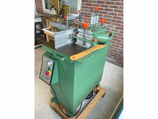Robland t30 tafelfreesmachine - afbeelding 3 van  5