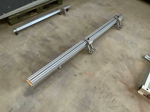 Robland z320 tafelcirkelzaagmachines - afbeelding 8 van  9