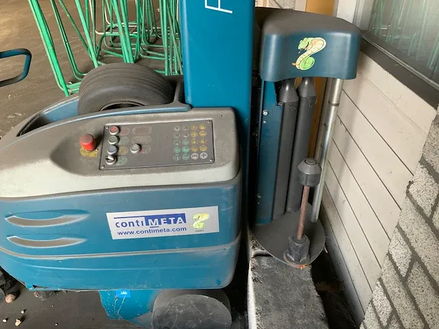 Robopac robot s7 mobiele palletfoliewikkelaar - afbeelding 7 van  9