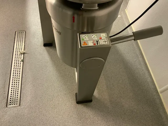 Robot coupe r23 verticale snijmachine “rvs” - afbeelding 10 van  17