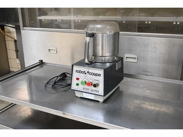 Robot coupe r301 ultra groentesnijmachine - afbeelding 1 van  4