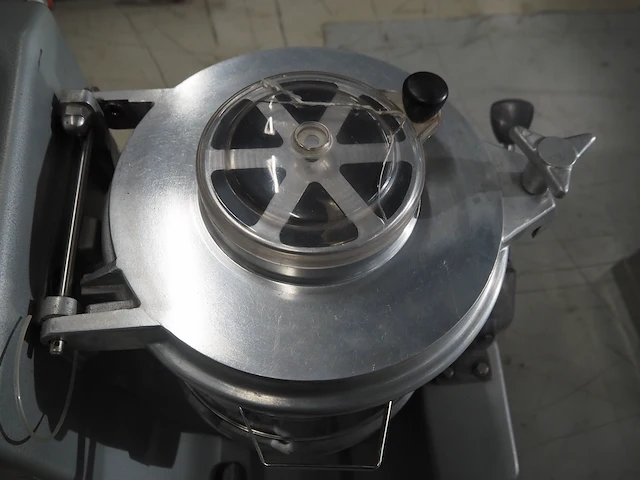 Robot coupe s.a. - afbeelding 9 van  12