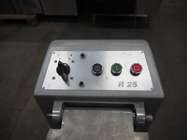 Robot coupe s.a. - afbeelding 4 van  8
