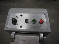 Robot coupe s.a. - afbeelding 10 van  11