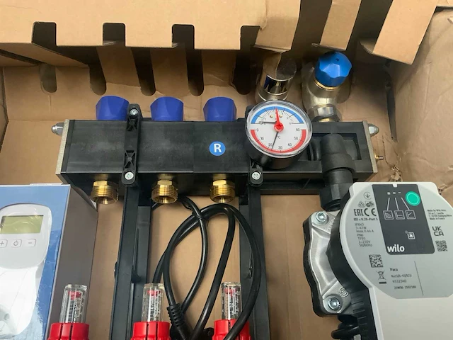 Robot ltvc verdeler vloerverwarming - afbeelding 3 van  6