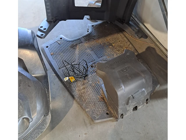 Robotmaaier, husqvarna, 330x, 2014 - afbeelding 4 van  6