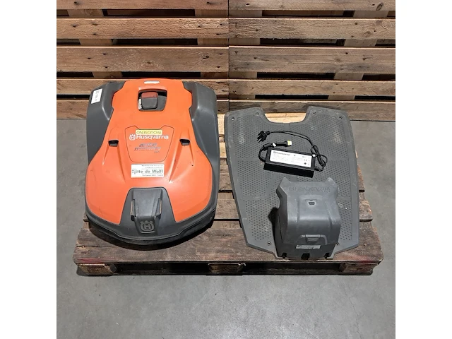 Robotmaaier, husqvarna, automower 550, 2018 - afbeelding 12 van  22
