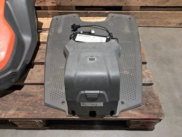 Robotmaaier, husqvarna, automower 550, 2018 - afbeelding 18 van  22