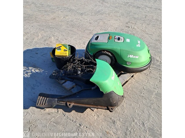 Robotmaaier met laadstation, viking, mi 555.0 c, 2011 - afbeelding 9 van  15