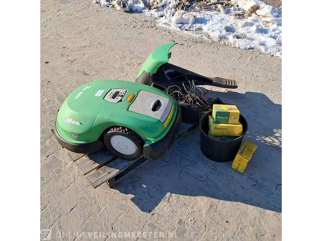 Robotmaaier met laadstation, viking, mi 555.0 c, 2011 - afbeelding 12 van  15