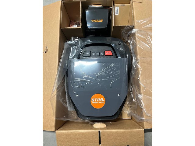 Robotmaaier stihl, imow 6 evo, donkergrijs / antraciet - afbeelding 2 van  3
