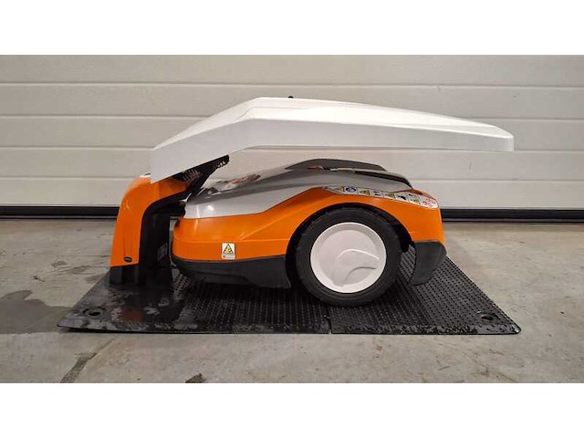 Robotmaaier stihl, rmi 422.2, 2021 - afbeelding 3 van  9