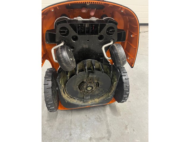Robotmaaier stihl, rmi 422.2, 2021 - afbeelding 5 van  9