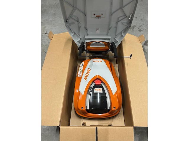 Robotmaaier stihl, rmi 422.2, 2021 - afbeelding 9 van  9