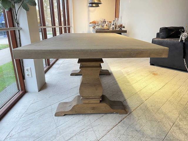 Robuuste houten eetkamertafel - afbeelding 4 van  6