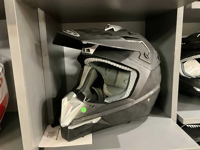 Rocc 720 motorhelm xl - afbeelding 1 van  4