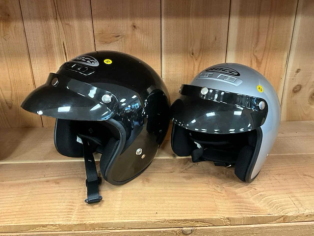 Rocc motorhelm (2x) - afbeelding 1 van  5