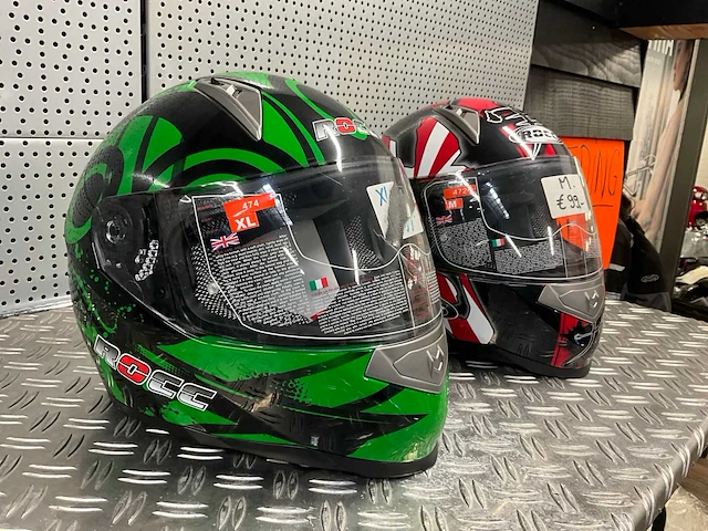 Rocc xs motorhelm maat m/xl (2x) - afbeelding 4 van  6