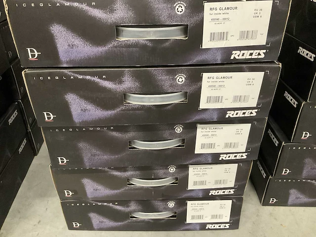 Roces rfg glamour fur inside schaatsen maat 36 (10x) - afbeelding 2 van  2